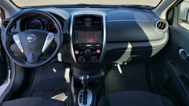 Used 2018 Nissan Versa SV w/ SV Special Edition FWD image 9