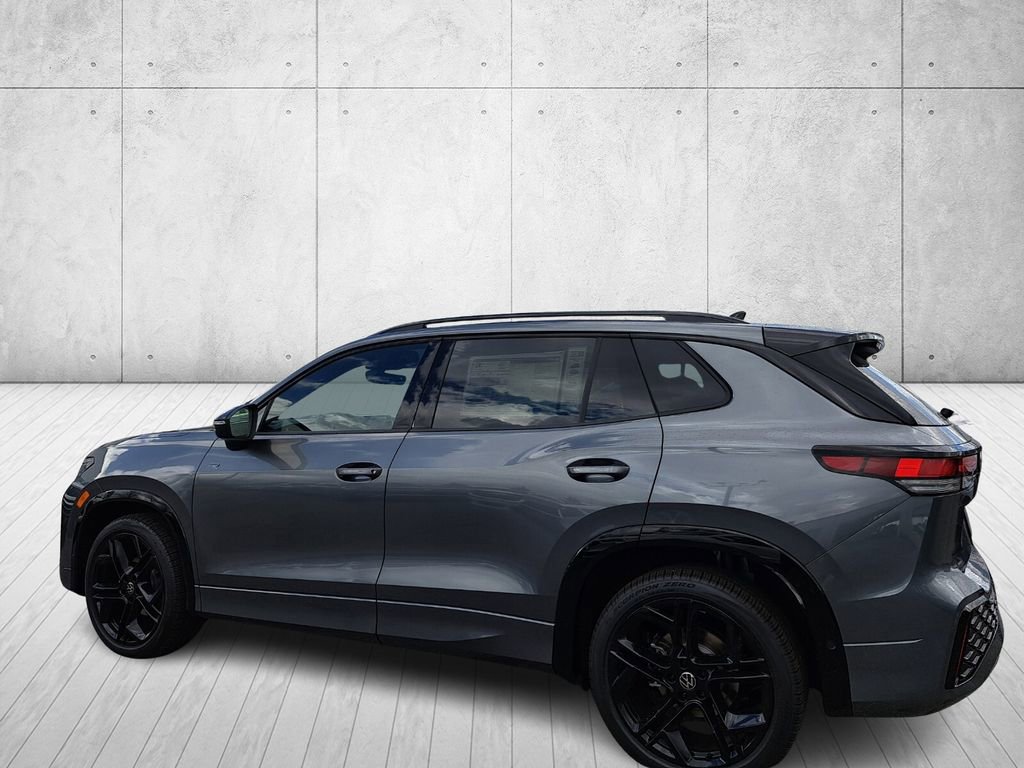 New 2026 Volkswagen Tiguan SE R-Line image 7