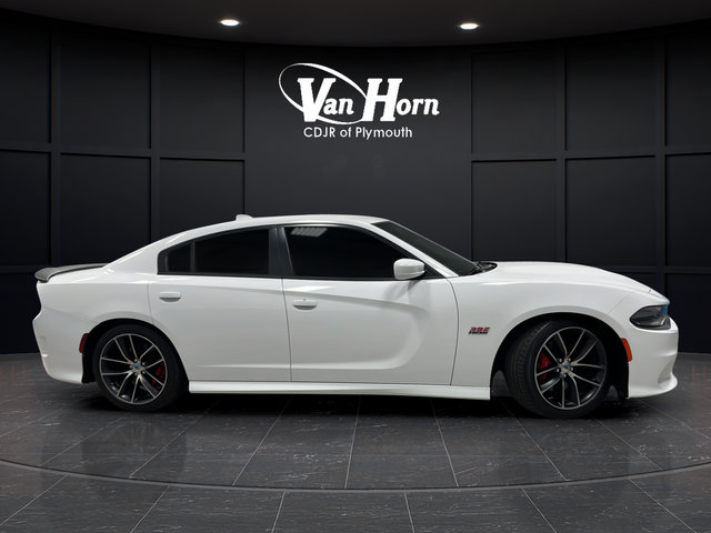 Used 2017 Dodge Charger R/T Scat Pack RWD image 8