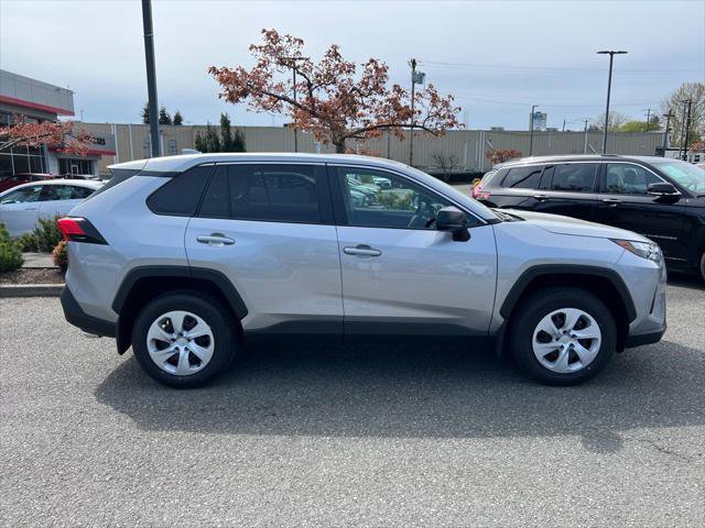 Certified 2025 Toyota RAV4 LE AWD/4WD image 6