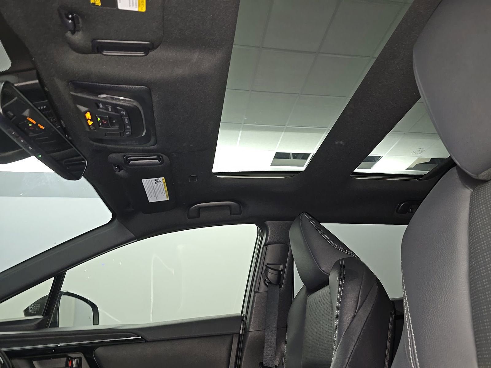 Used 2023 Toyota bZ4X AWD image 17