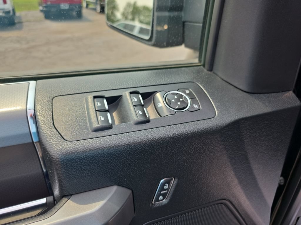 Used 2016 Ford F150 XLT w/ Equipment Group 301A Mid AWD/4WD image 35