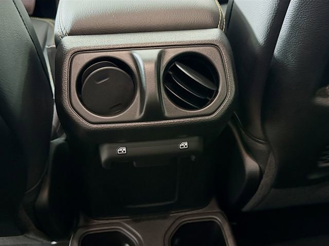 New 2025 Jeep Gladiator Sport image 23