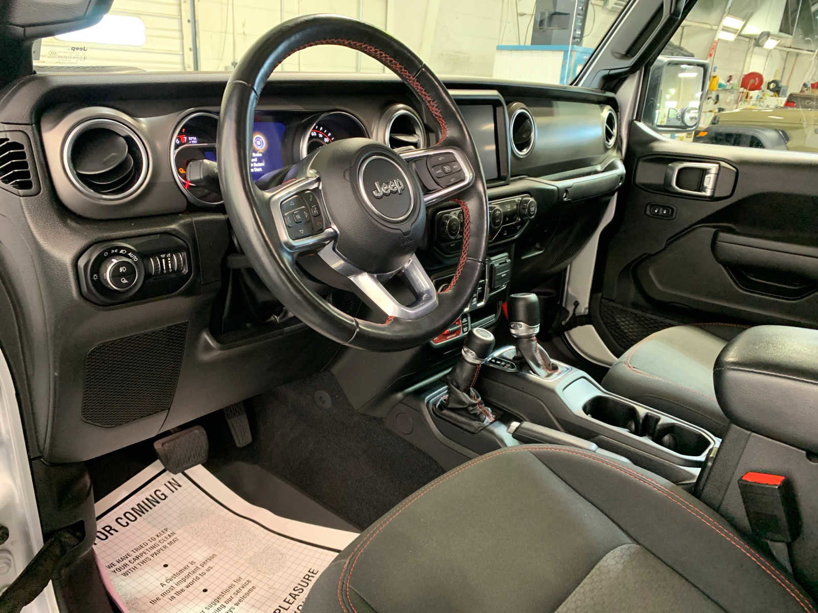 Used 2022 Jeep Gladiator Rubicon w/ Cold Weather Group image 8