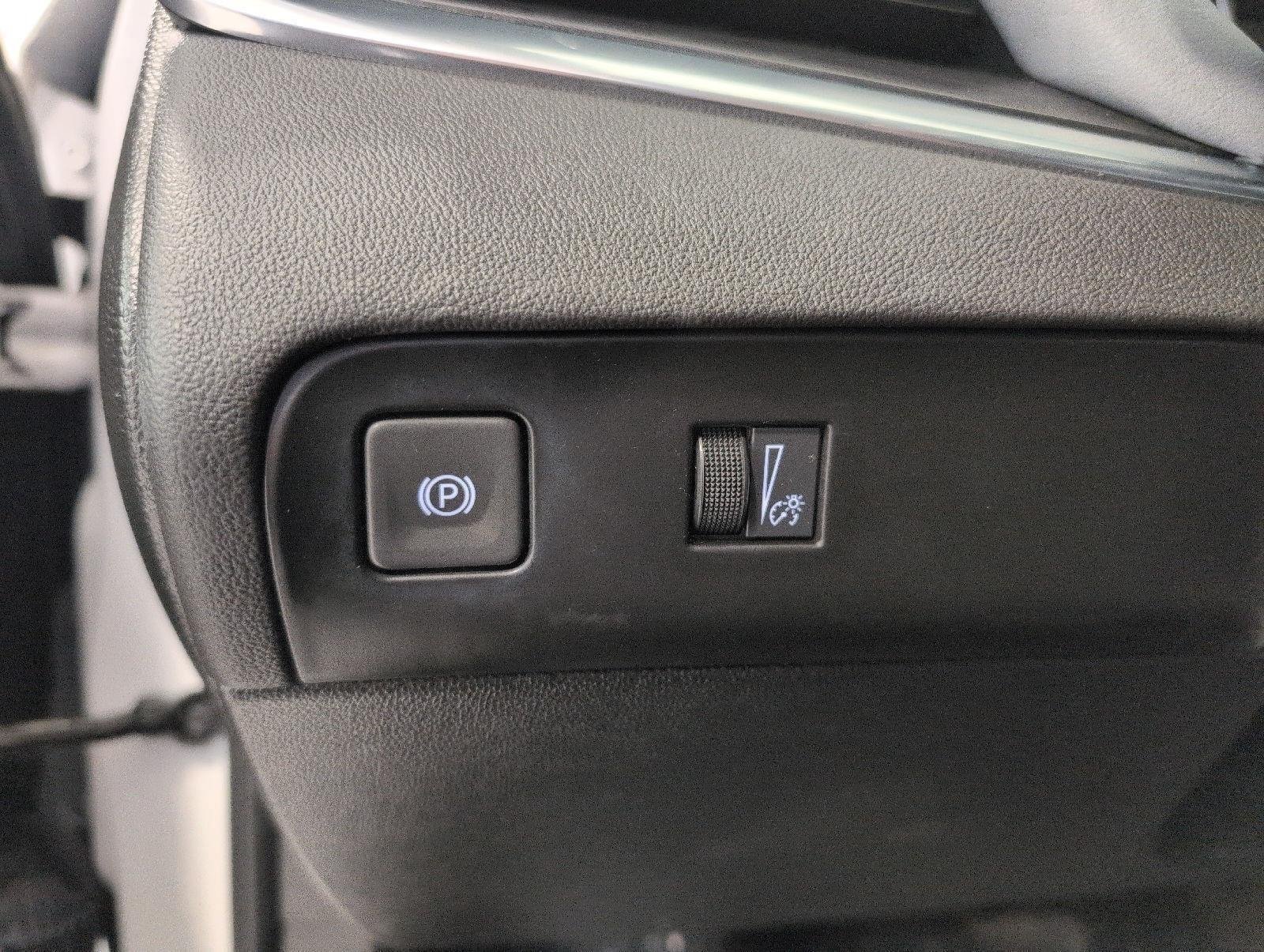 Used 2023 Buick Enclave Essence w/ Experience Buick Package AWD/4WD image 40