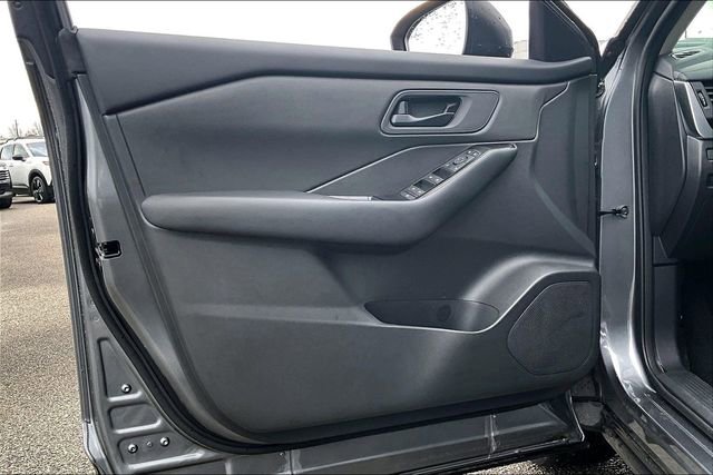 Certified 2025 Nissan Rogue S image 17