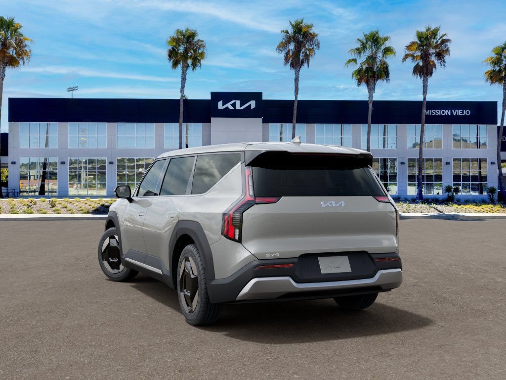 New 2026 Kia EV9 Light RWD image 4