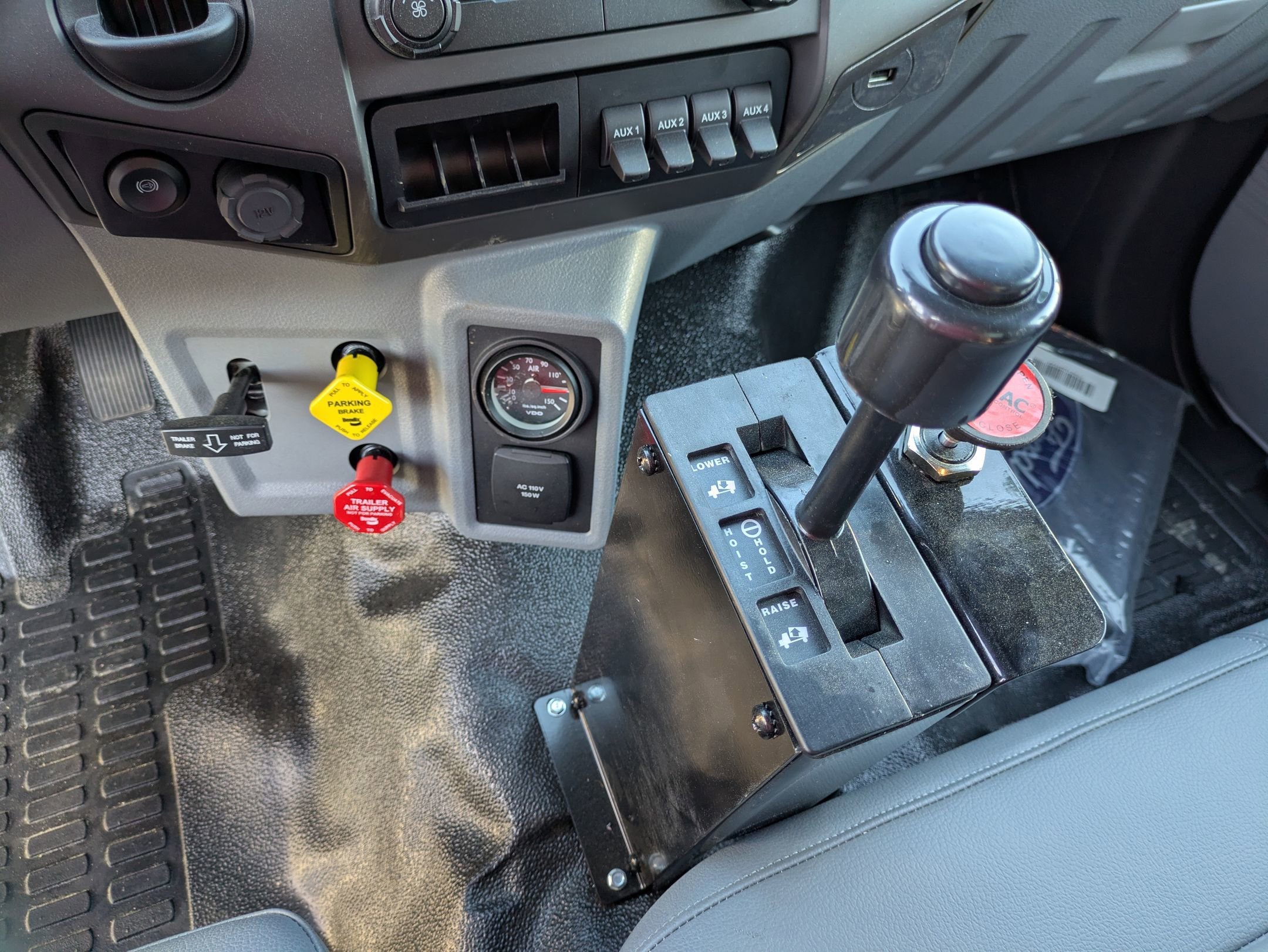 New 2027 Ford F750 2WD Regular Cab Super Duty image 25