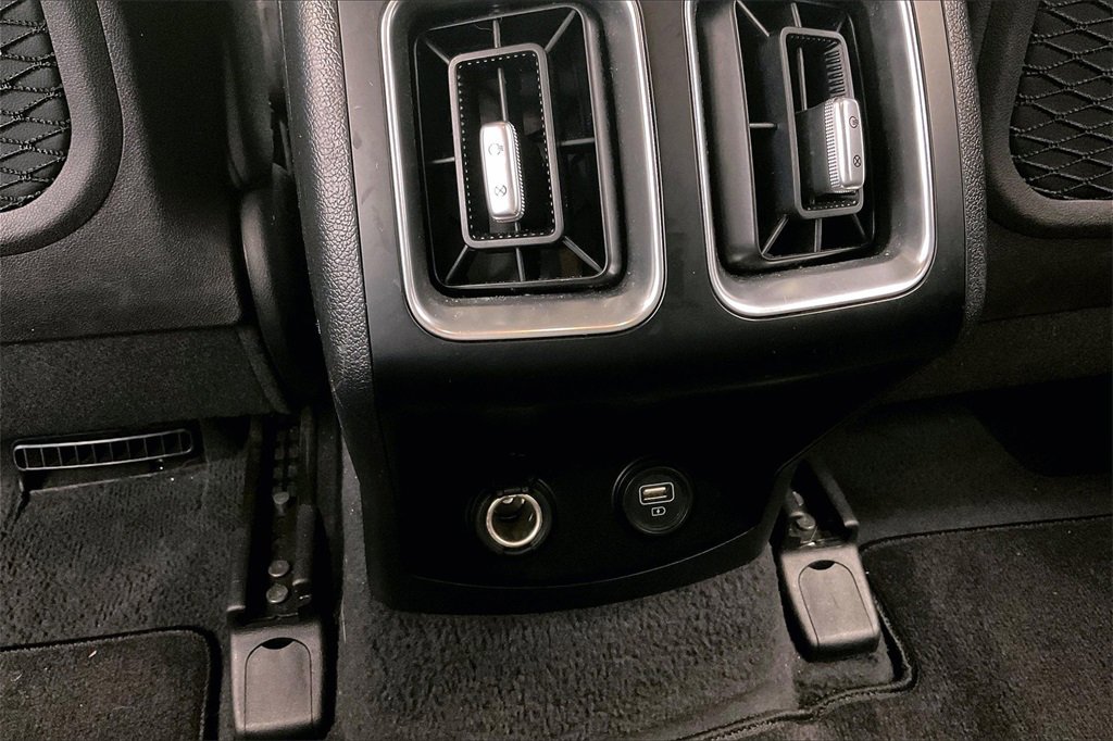 Used 2022 Kia Sorento LX image 31