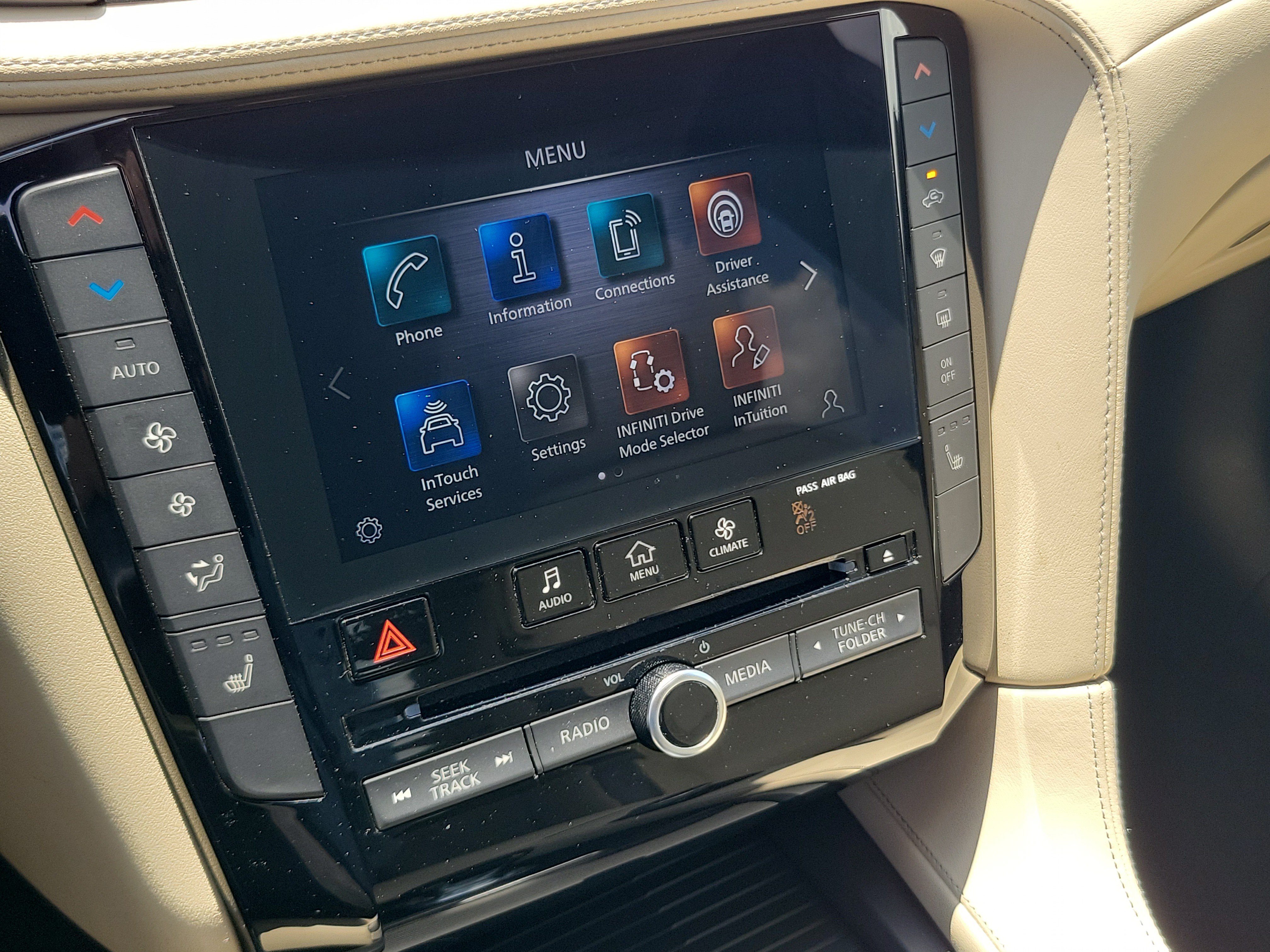 Used 2022 INFINITI QX50 Luxe FWD image 25