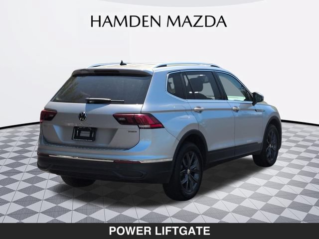 Used 2024 Volkswagen Tiguan SE AWD/4WD image 3