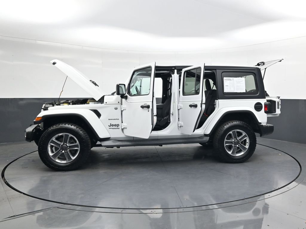 Used 2019 Jeep Wrangler Unlimited Sahara image 34