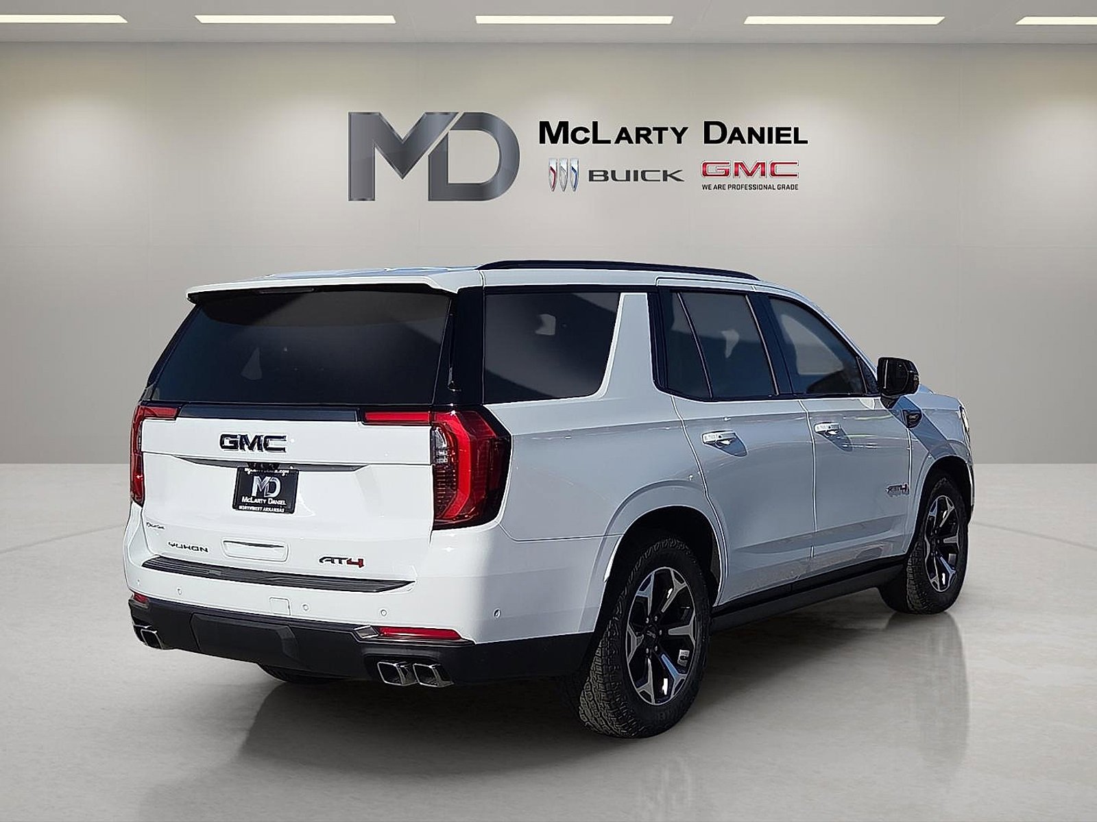 Used 2026 GMC Yukon AT4 Ultimate w/ LPO, Floor Liner Package image 5