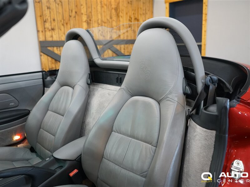 Used 2001 Porsche Boxster RWD image 22