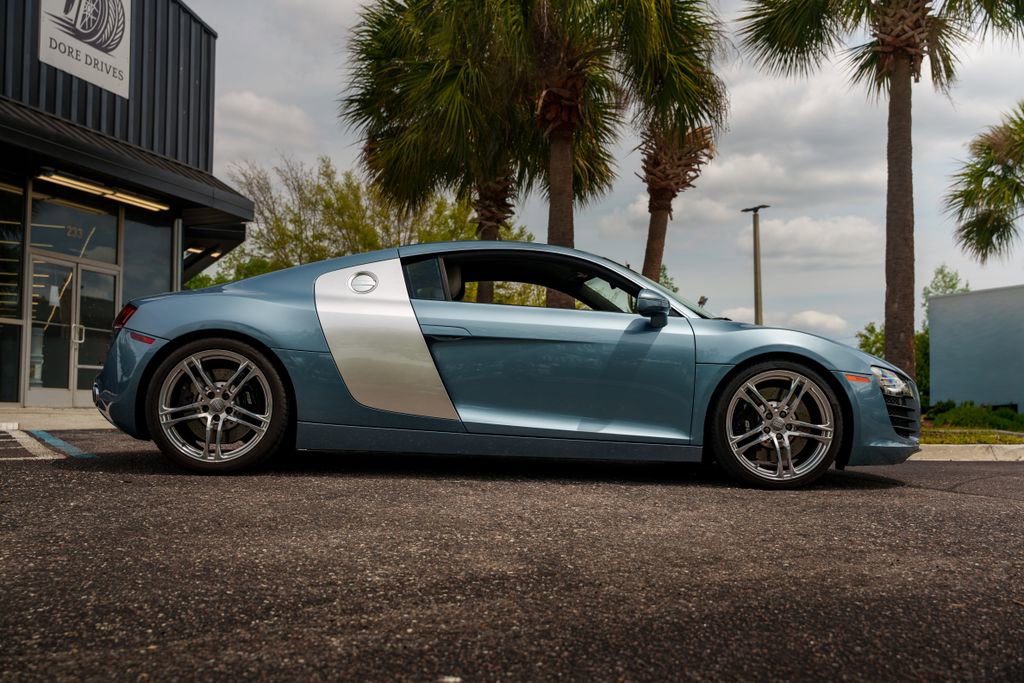 Used 2010 Audi R8 V8 AWD/4WD image 2