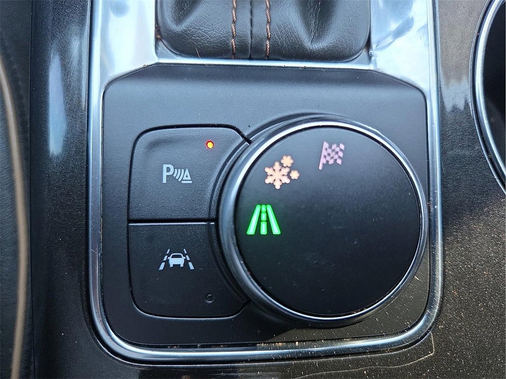 Used 2019 Chevrolet Blazer Premier w/ Sun and Wheels Package image 15