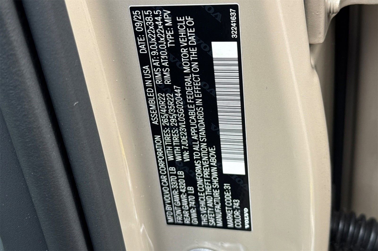 New 2025 Volvo EX90 Ultra w/ Protection Package Premier image 28