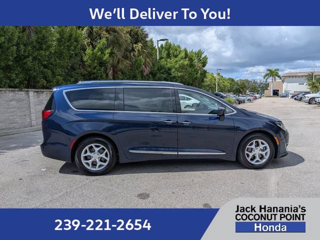 Used 2019 Chrysler Pacifica Touring-L Plus w/ Tire & Wheel Group FWD image 3