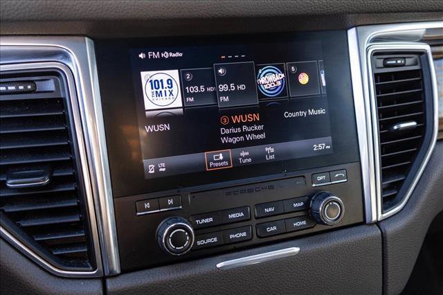 Used 2017 Porsche Macan S image 18