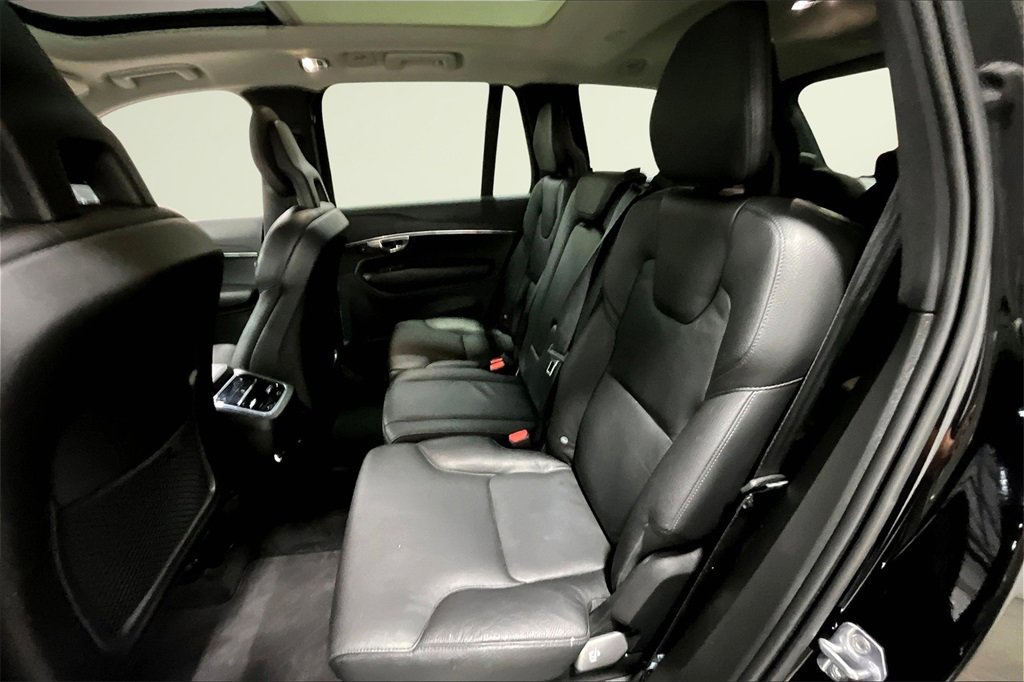 Used 2020 Volvo XC90 T6 Momentum image 22