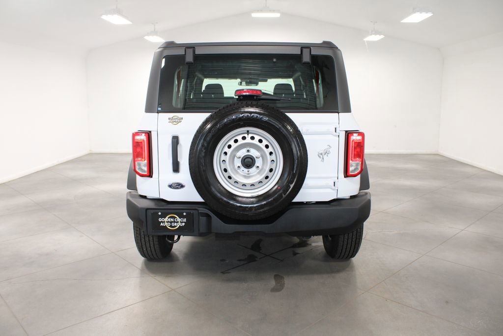 New 2025 Ford Bronco 4-Door image 7