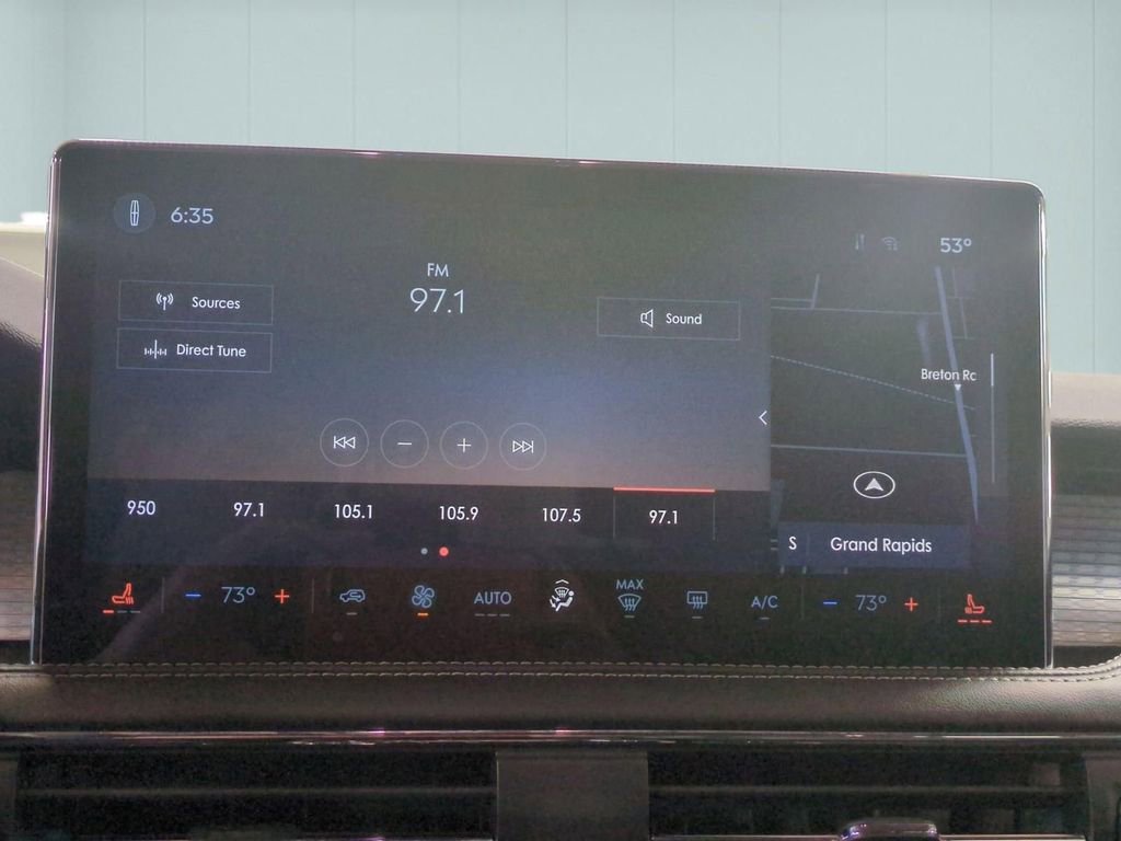 Certified 2023 Lincoln Corsair FWD w/ Towing Package image 23