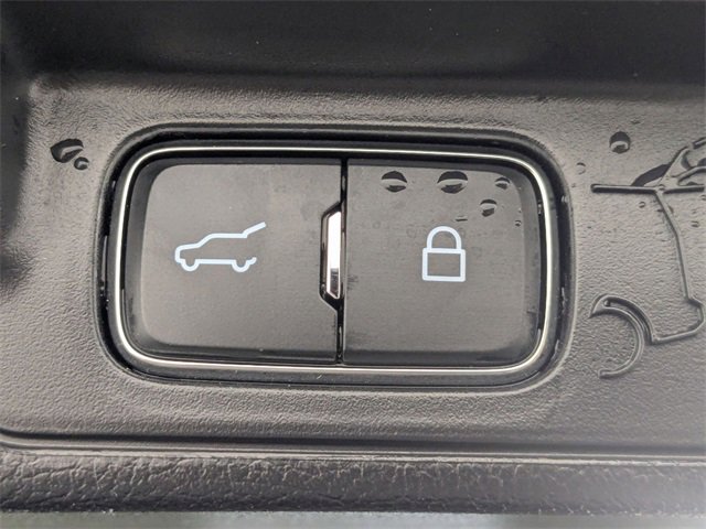 Used 2021 Ford Explorer XLT w/ Equipment Group 202A image 31