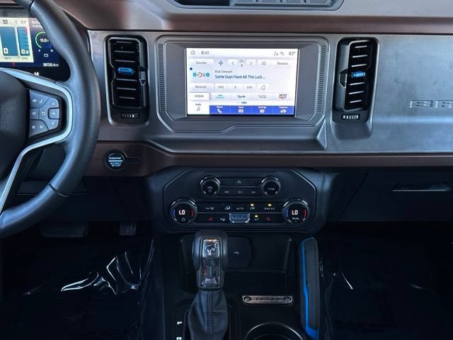 Used 2023 Ford Bronco Outer Banks AWD/4WD image 17