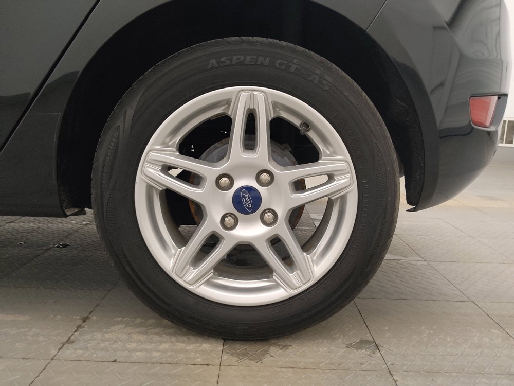 Used 2019 Ford Fiesta SE FWD image 31