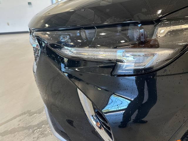 Used 2023 Buick Envision Avenir AWD/4WD image 11