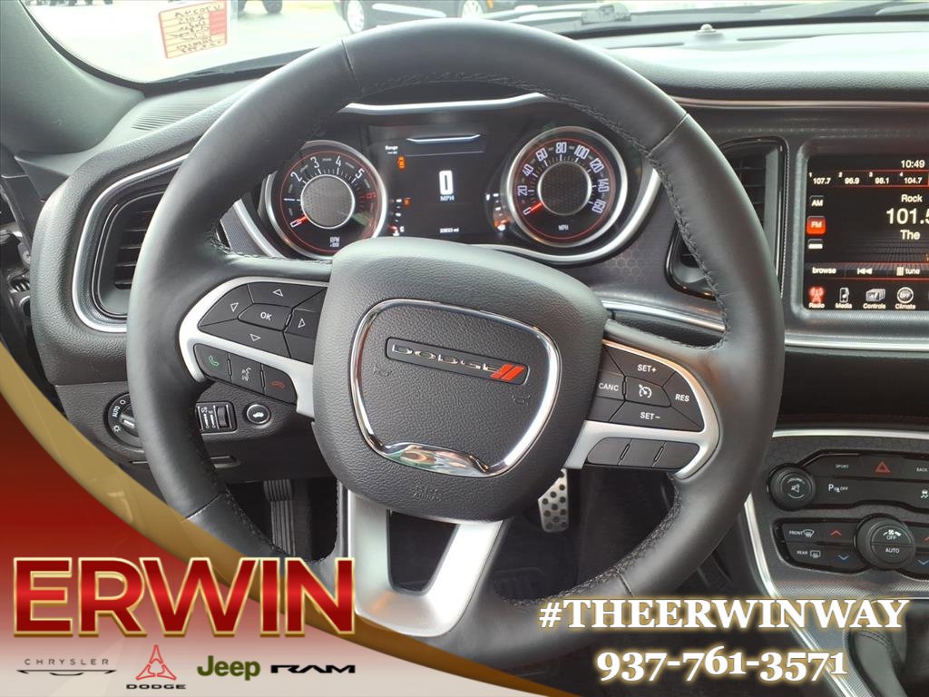 Used 2015 Dodge Challenger R/T Plus image 17