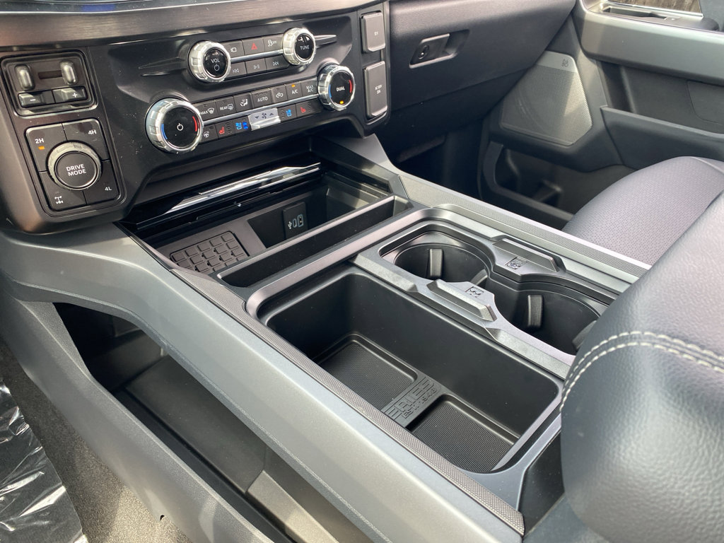 New 2026 Ford F250 4x4 Crew Cab Super Duty image 11