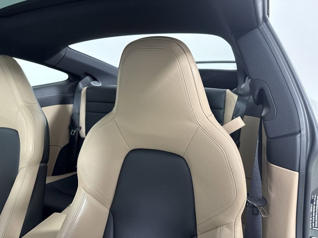 Certified 2024 Porsche 911 Carrera GTS RWD image 41