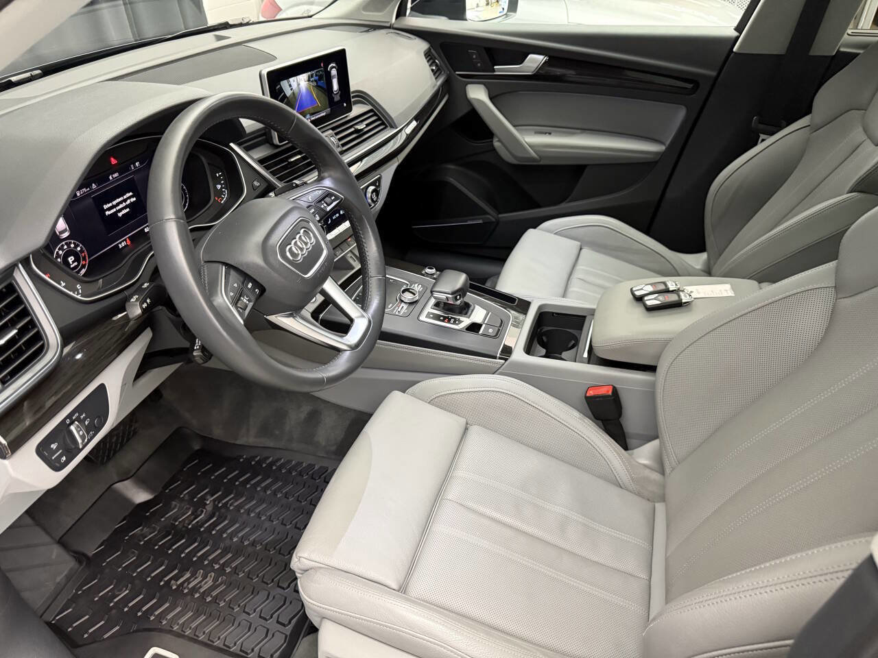 Used 2019 Audi Q5 2.0T Premium Plus w/ Premium Plus Package AWD/4WD image 12