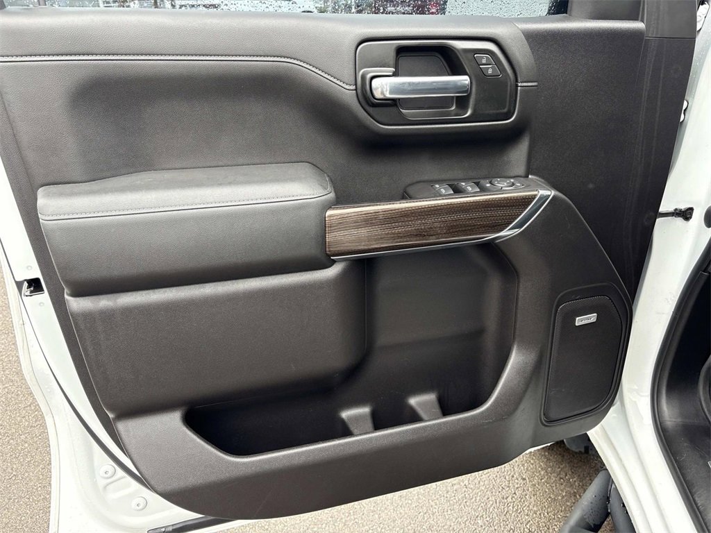 Used 2020 Chevrolet Silverado 1500 LT Trail Boss image 23