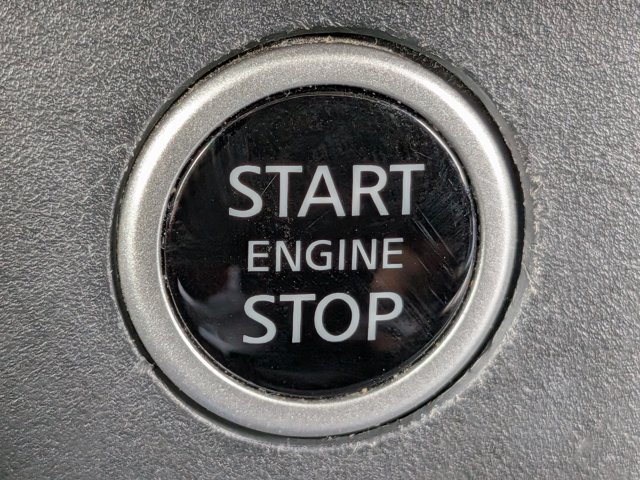 Used 2023 Nissan Rogue SV FWD image 30