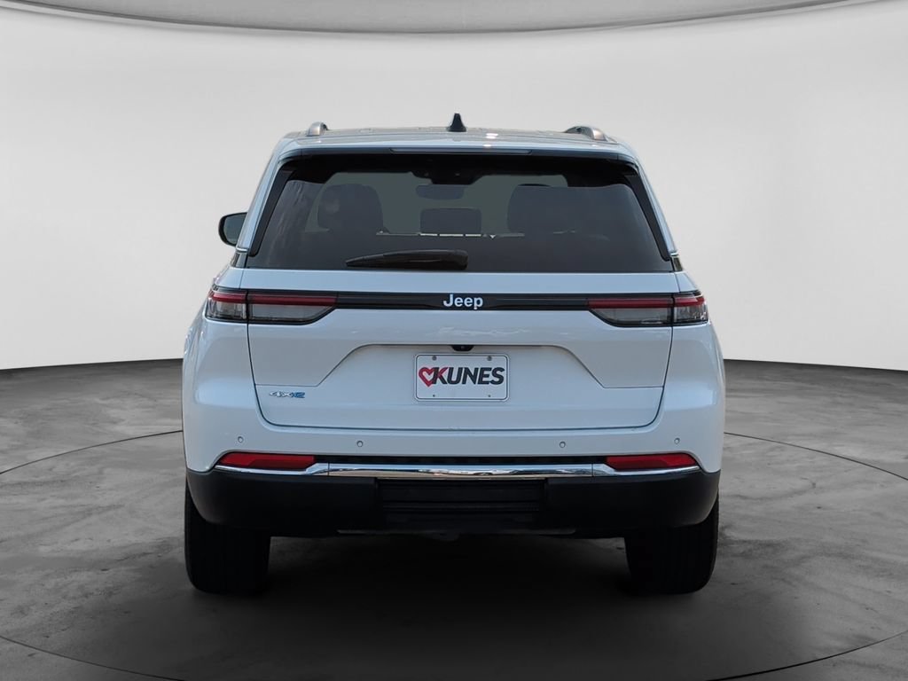 Used 2024 Jeep Grand Cherokee Limited 4xe AWD/4WD image 9