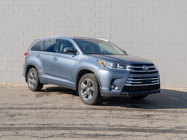 Used 2019 Toyota Highlander Limited Platinum image 9