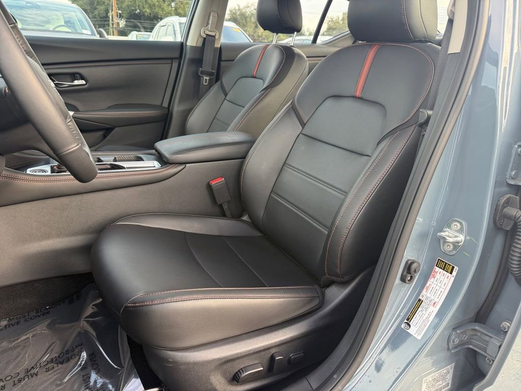 Certified 2025 Nissan Sentra SR w/ SR Premium Package image 14