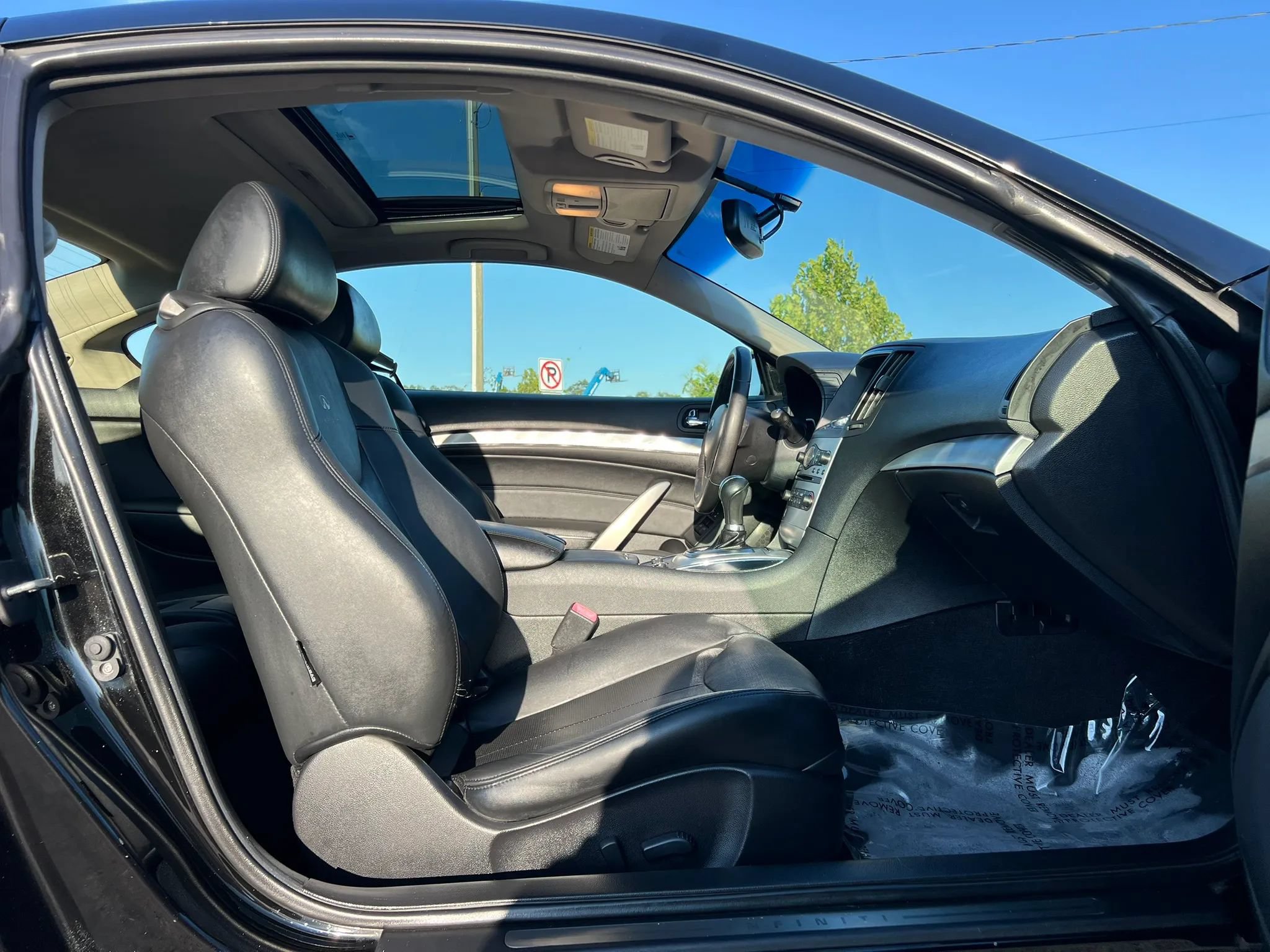 Used 2014 INFINITI Q60 AWD Coupe w/ Premium Package image 16