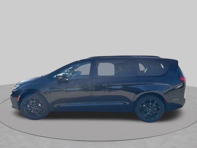 New 2026 Chrysler Pacifica Select w/ S Appearance Package AWD/4WD image 7