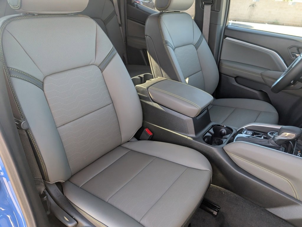 New 2026 Chevrolet Colorado ZR2 w/ Technology Package image 12