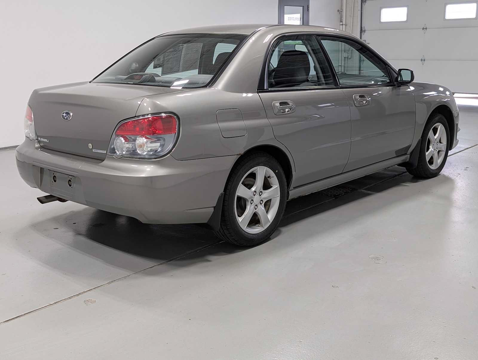 Used 2006 Subaru Impreza 2.5i AWD/4WD image 8