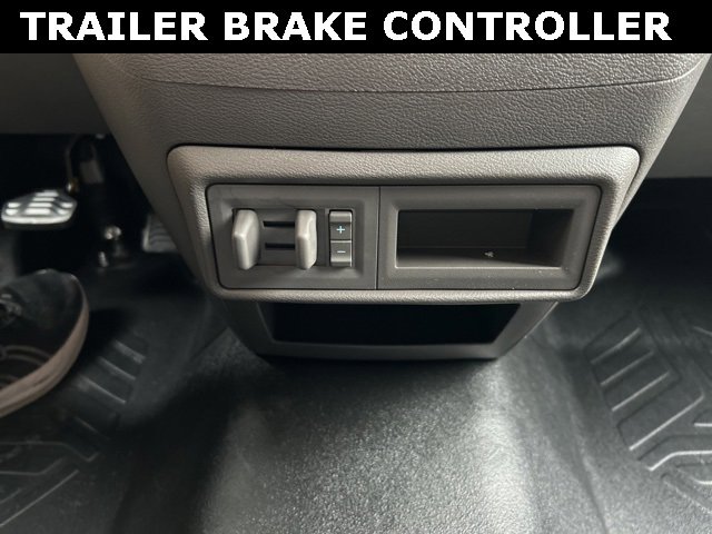 New 2025 Ford Transit 250 148 Medium Roof image 28