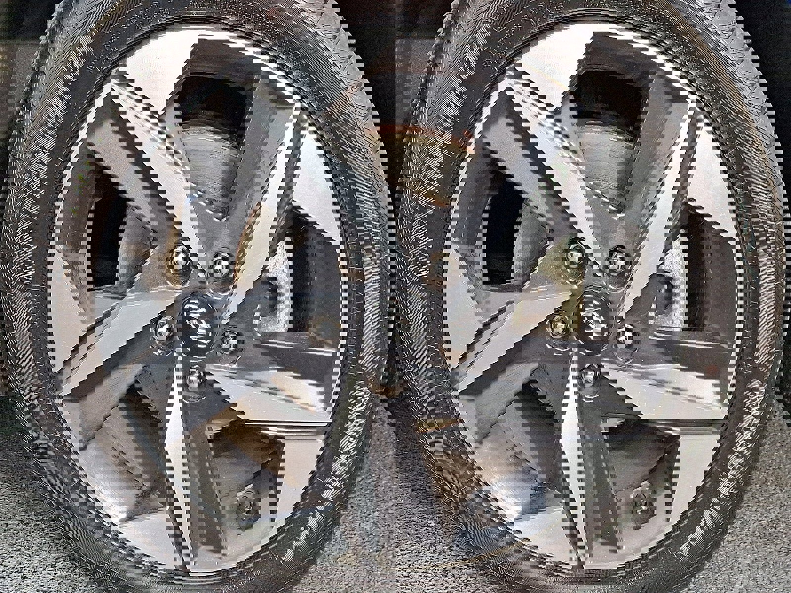 Used 2023 Hyundai Elantra Limited image 8