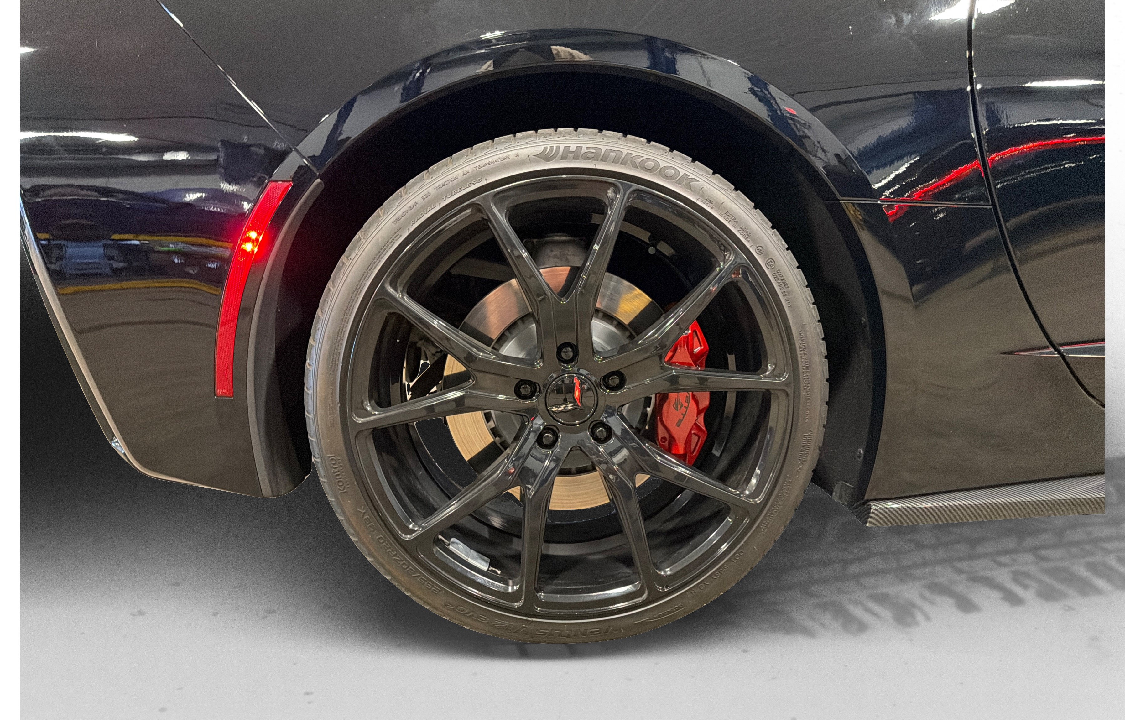 Used 2016 Chevrolet Corvette Stingray Coupe w/ 2LT w/ 2LT Preferred Equipment Group RWD image 43