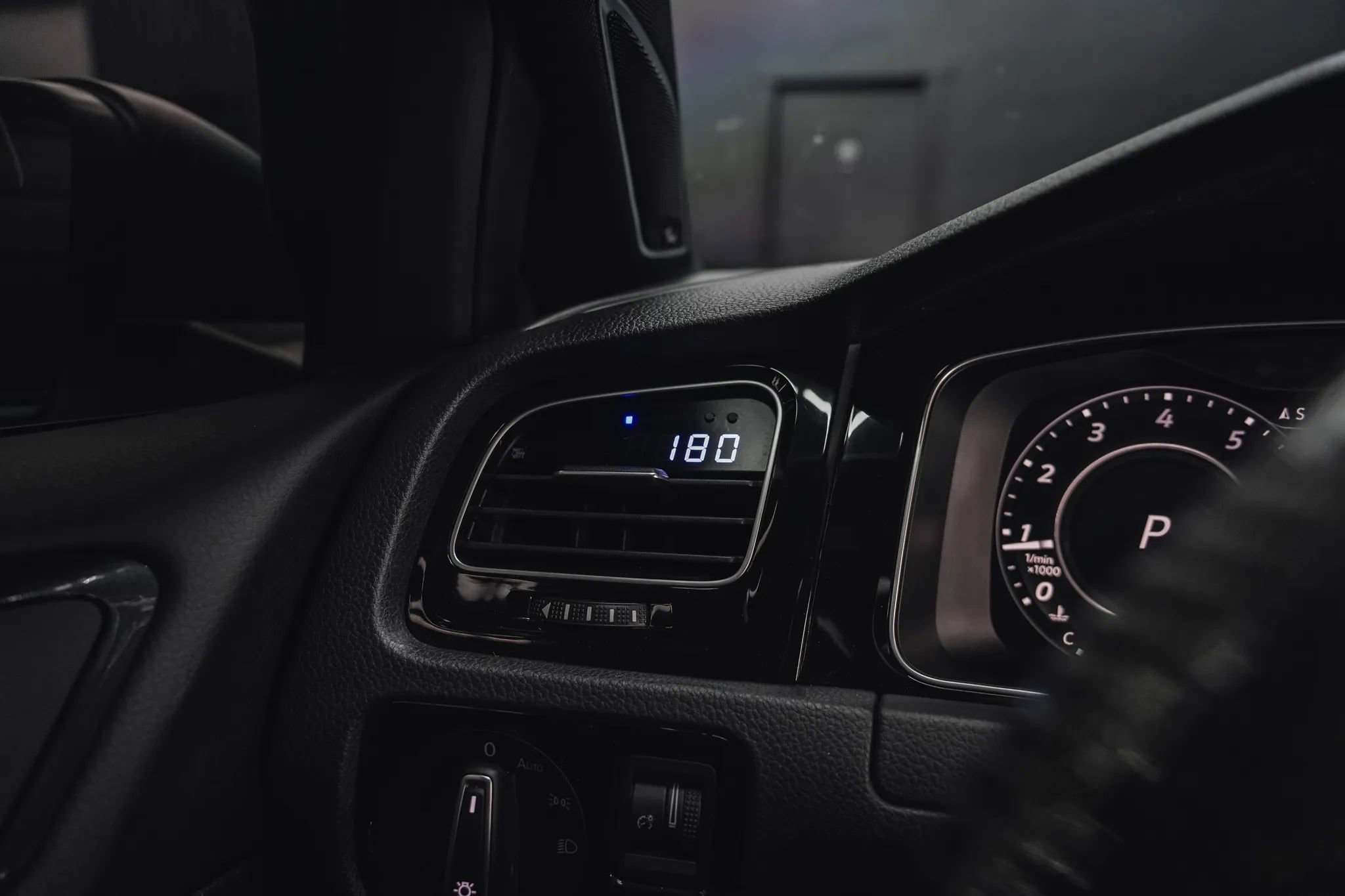 Used 2019 Volkswagen Golf 4-Door image 52