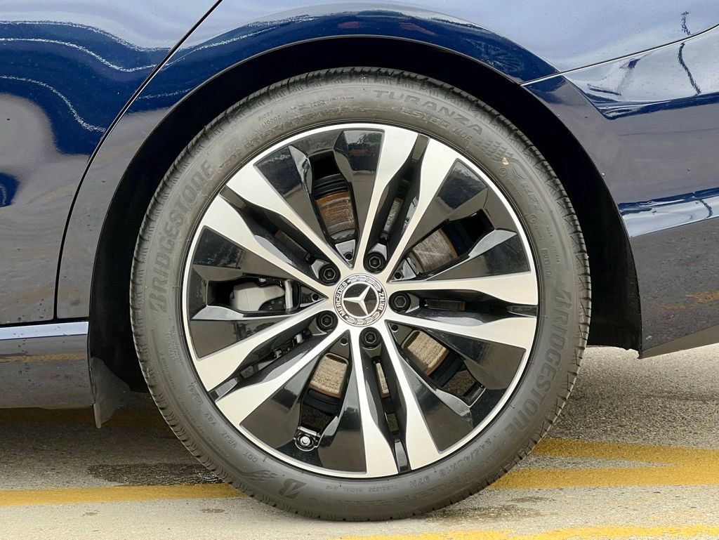 Certified 2022 Mercedes-Benz C 300 4MATIC Sedan image 9