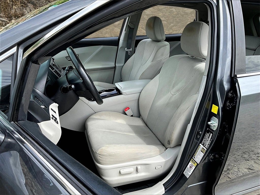 Used 2010 Toyota Venza image 22