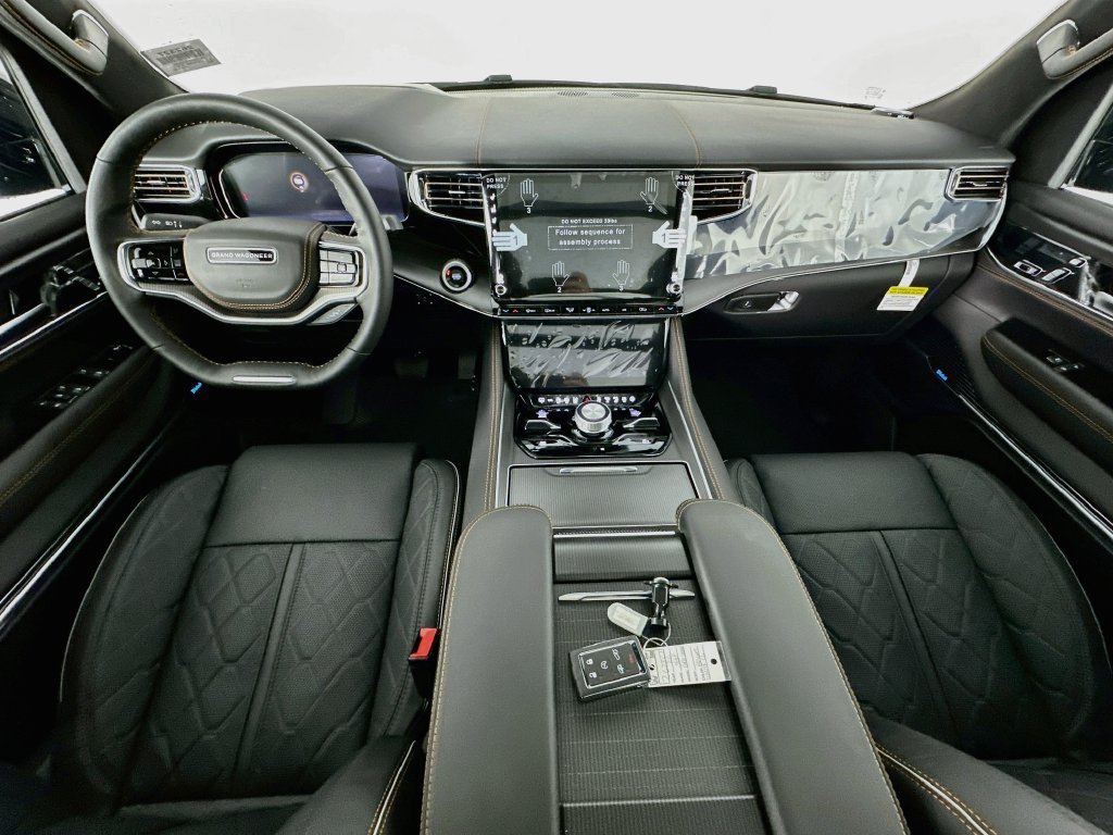 New 2026 Jeep Grand Wagoneer Summit AWD/4WD image 9